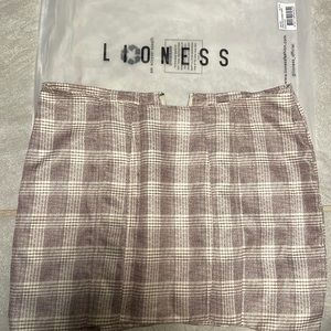 New with tags lioness plaid skirt